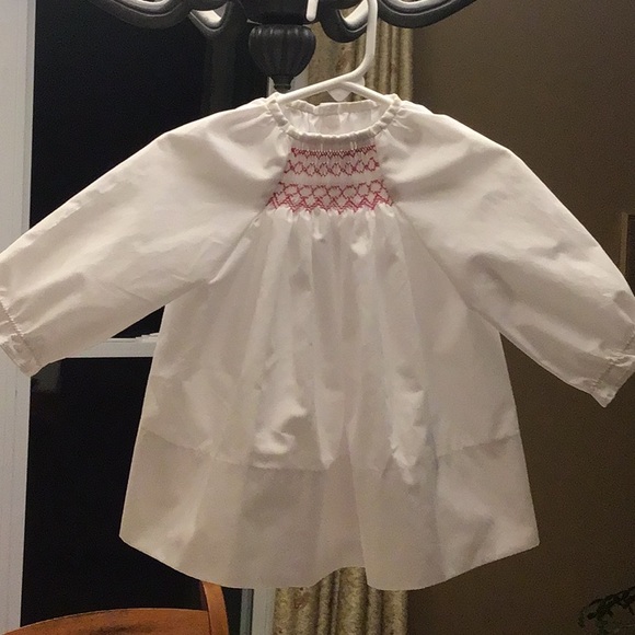 Smocked baby Dress - Picture 1 of 3